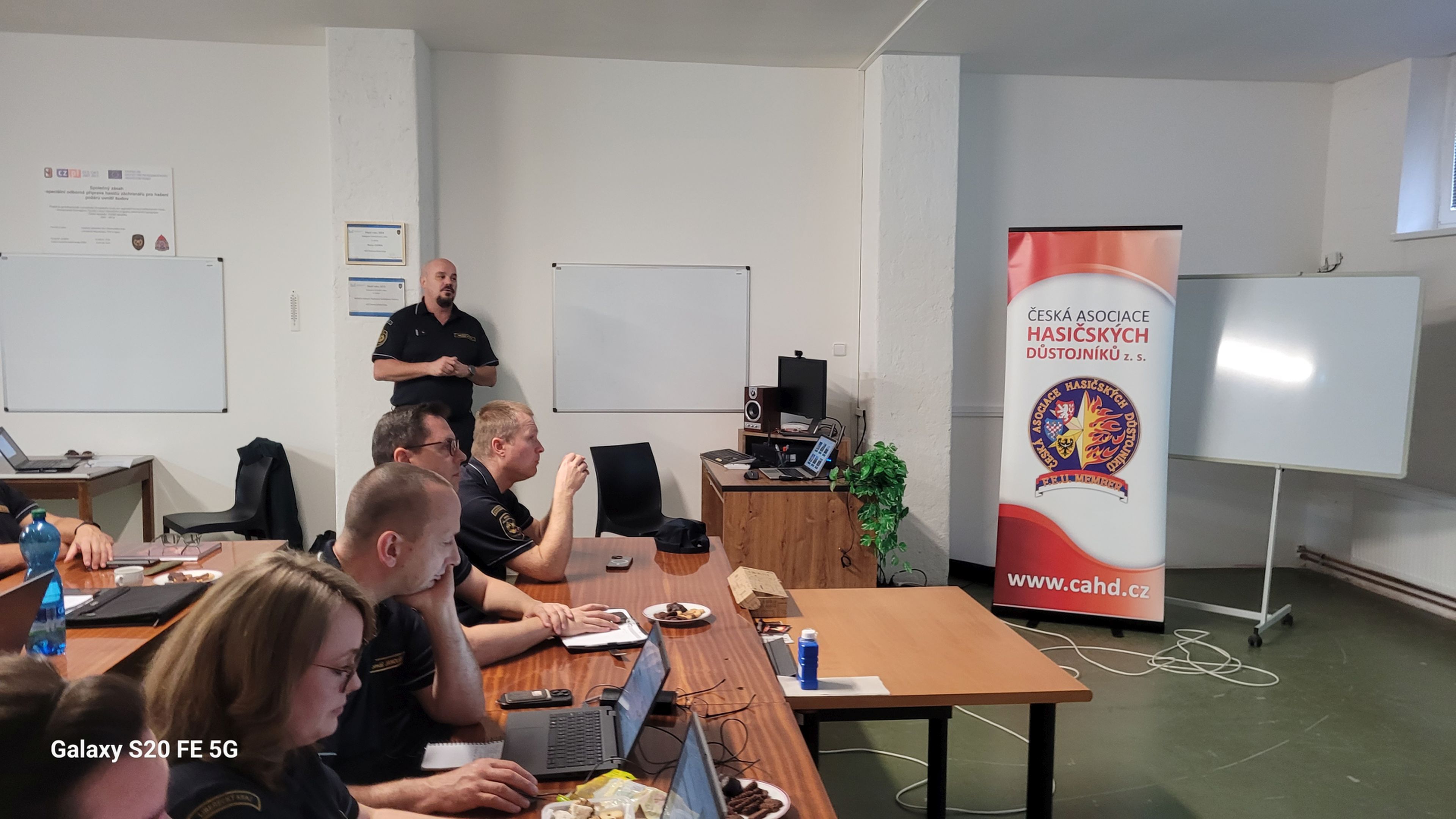 20251210_103501 20251210_103501